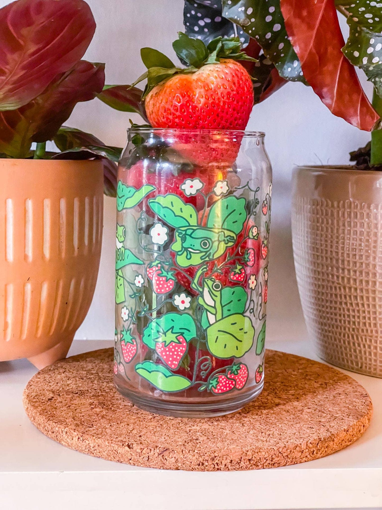 Strawberry Frog Can Glass