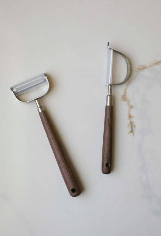 Vegetable Peeler
