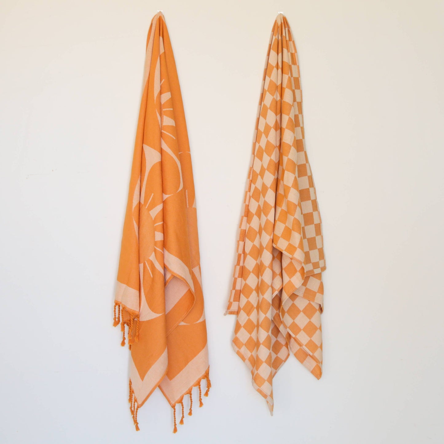 Sand Resistant Beach Towel | Checker