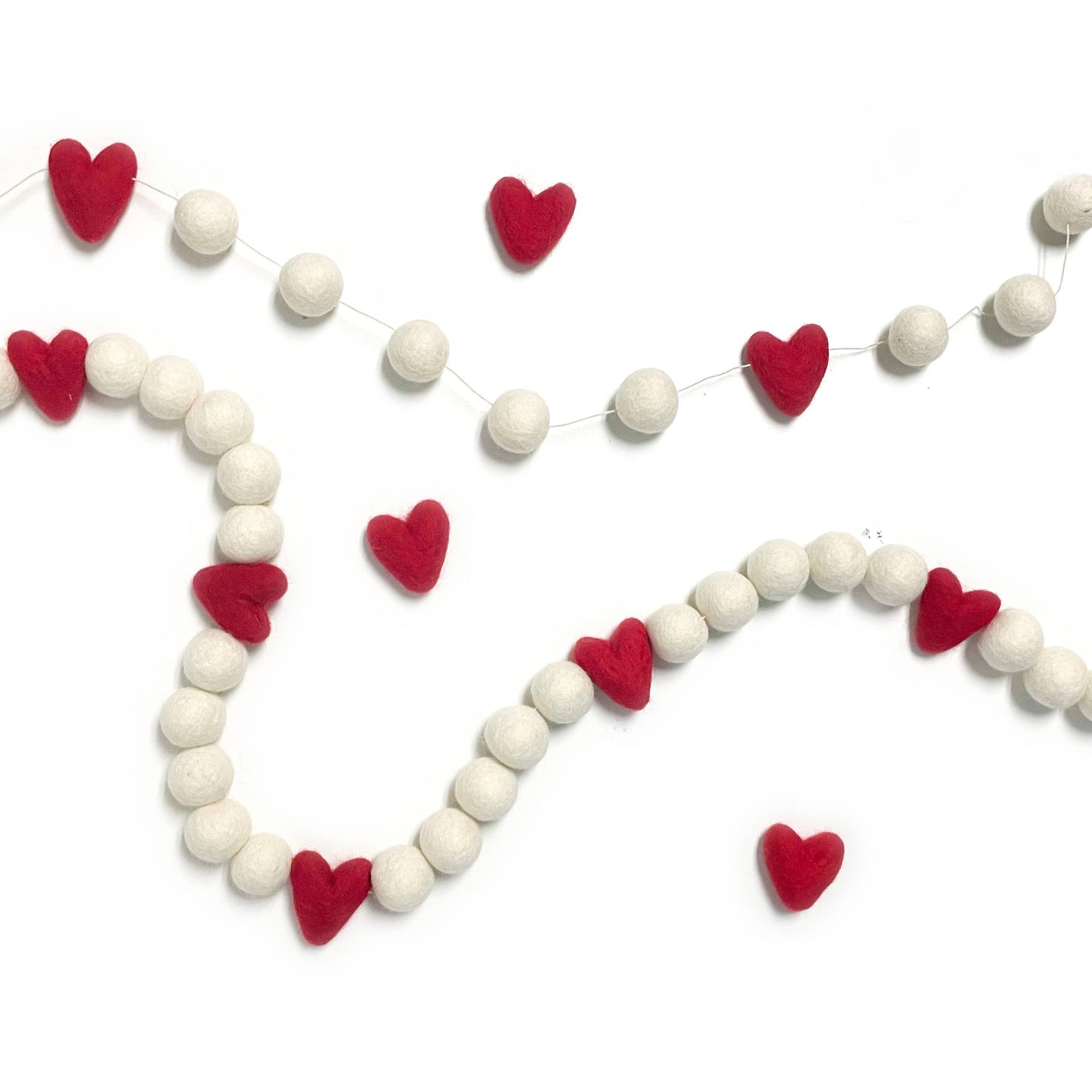 Cupid Valentine Eco Wool Garland: 17ft