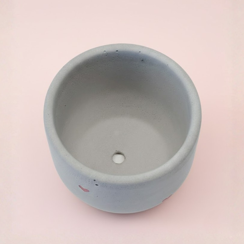 4" Heart Concrete Planter