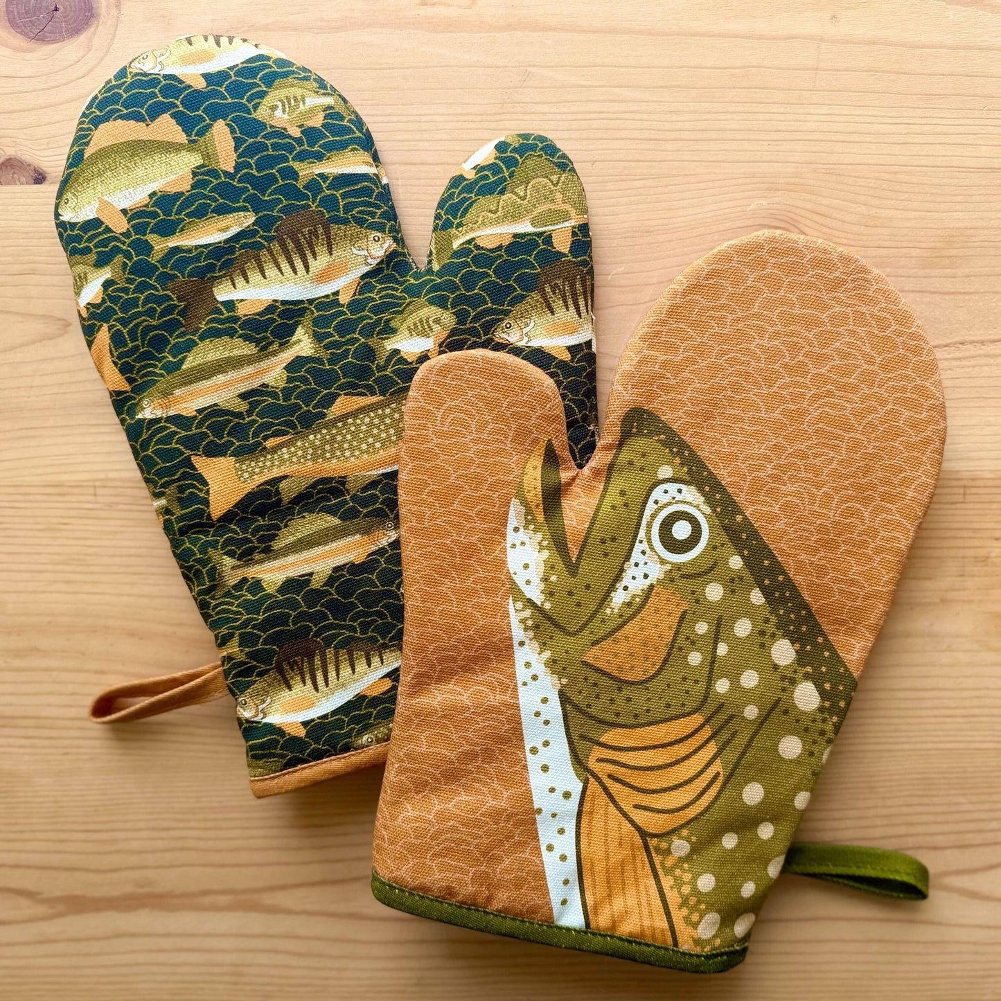 Coastal Fishing Kitchen Mitts