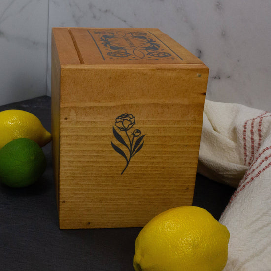 Recipe Card Box: Reclaimed Pine