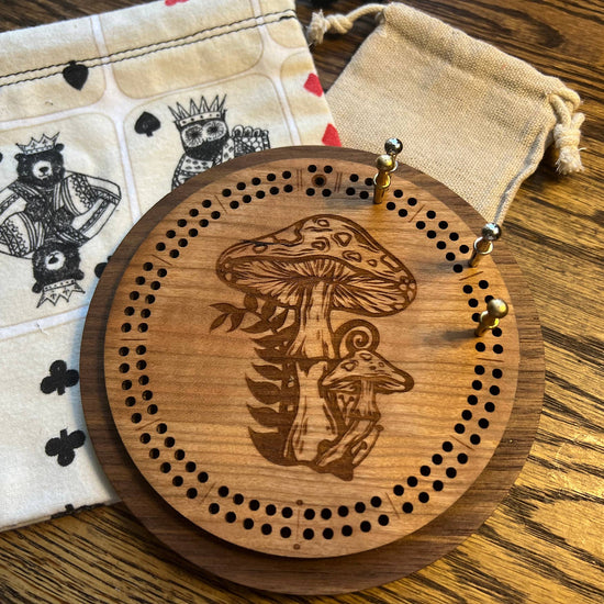 Outdoorsy Cribbage Board with Drawstring Bag