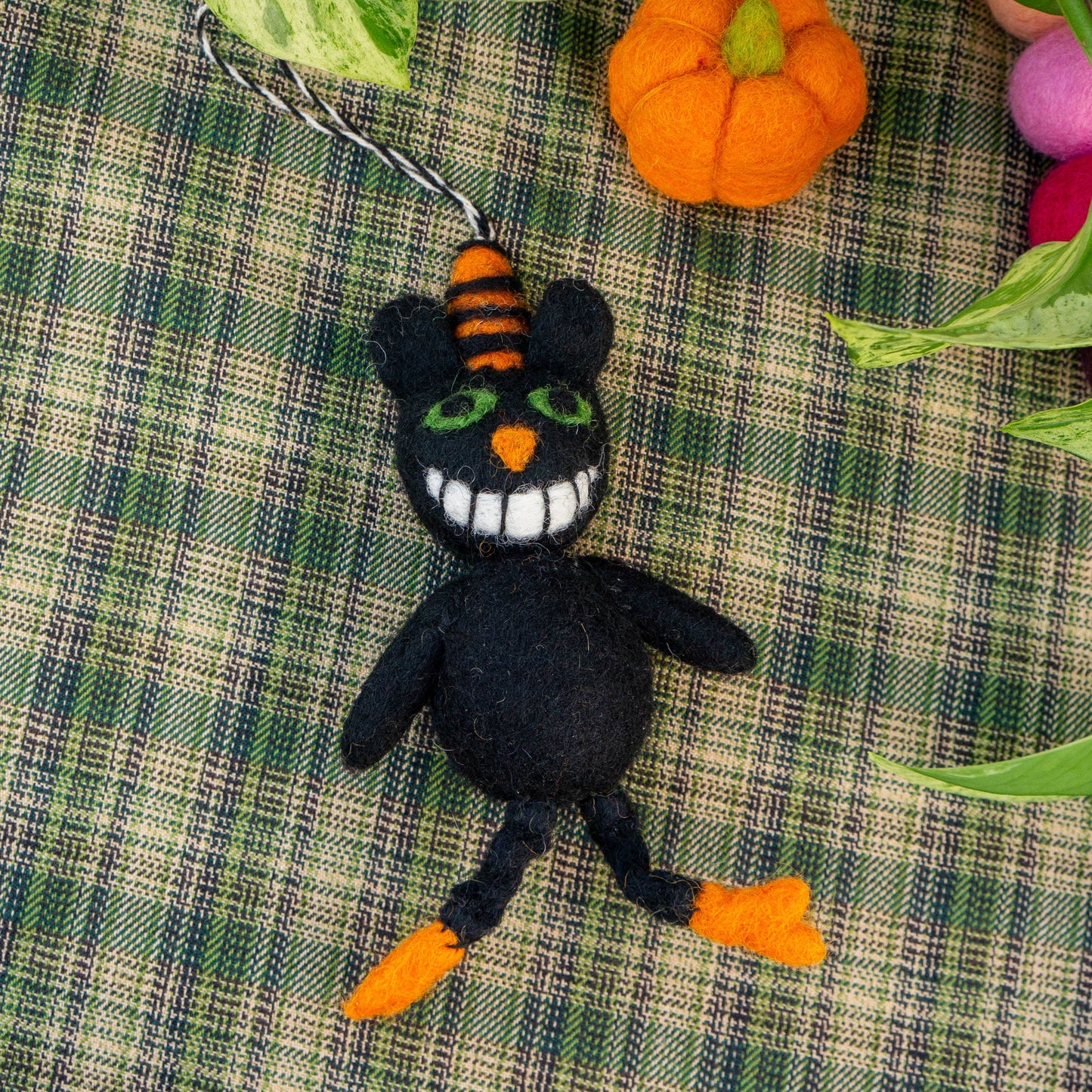 Chaz The Cheshire Cat Wool Ornament