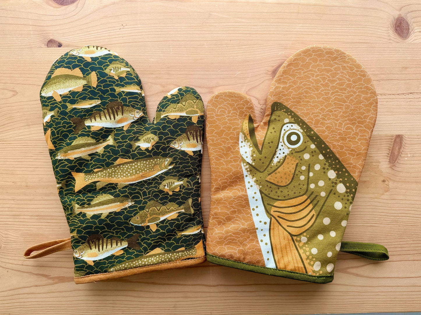 Coastal Fishing Kitchen Mitts