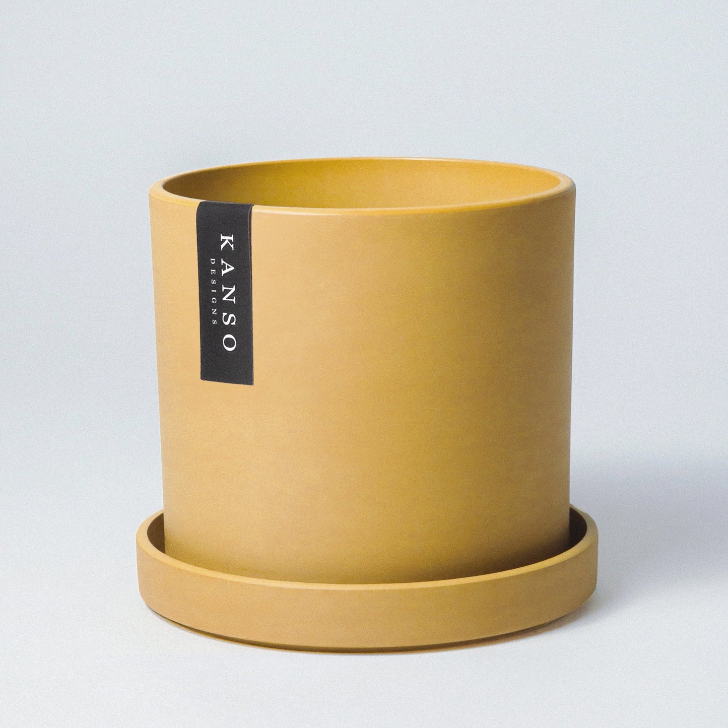 7" Recycled Planter + Saucer