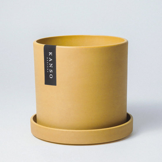7" Recycled Planter + Saucer