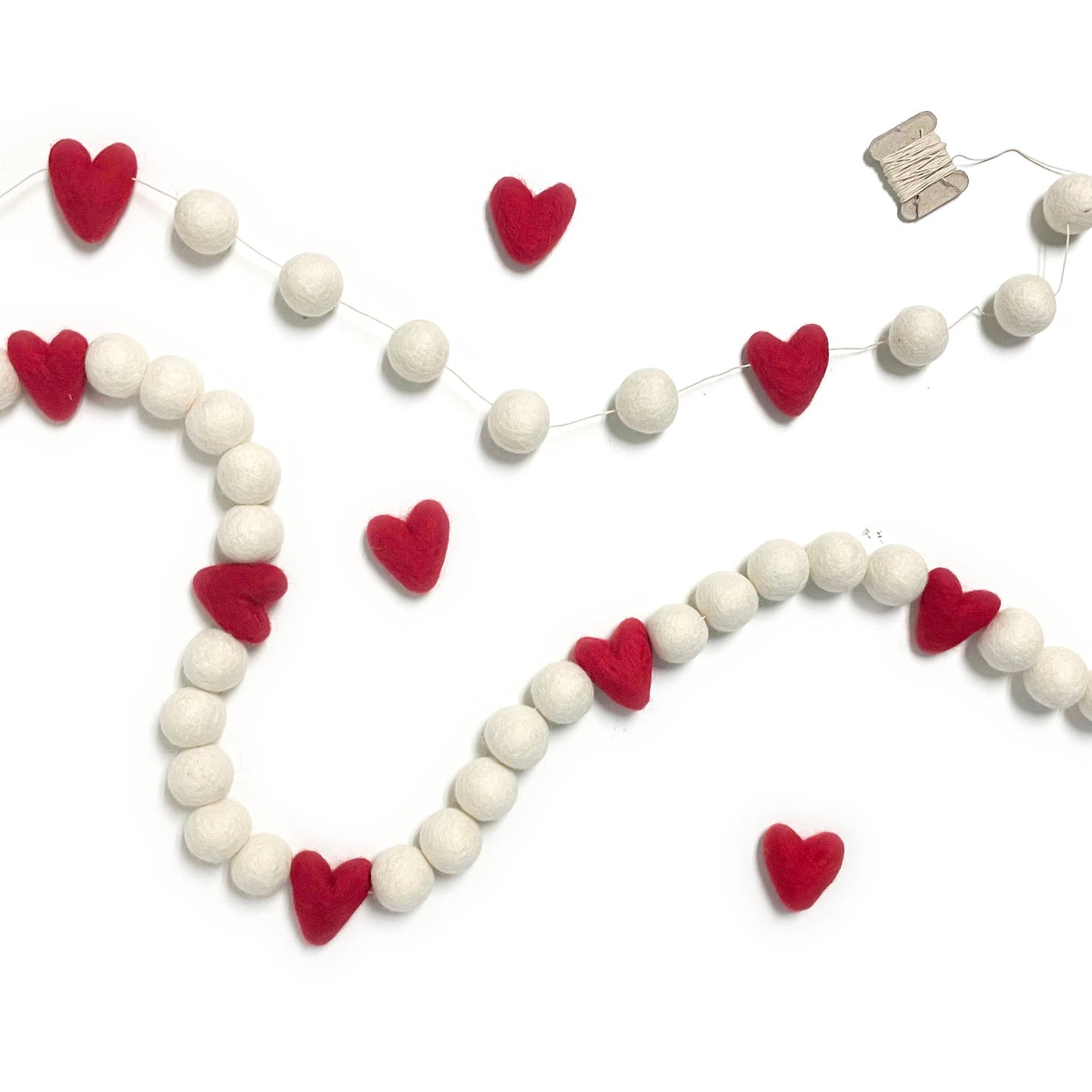 Cupid Valentine Eco Wool Garland: 17ft