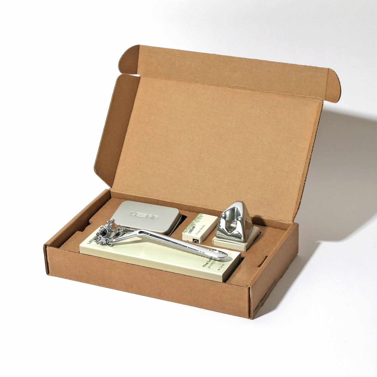 Triple Blade Razor Kit by Leaf Shave