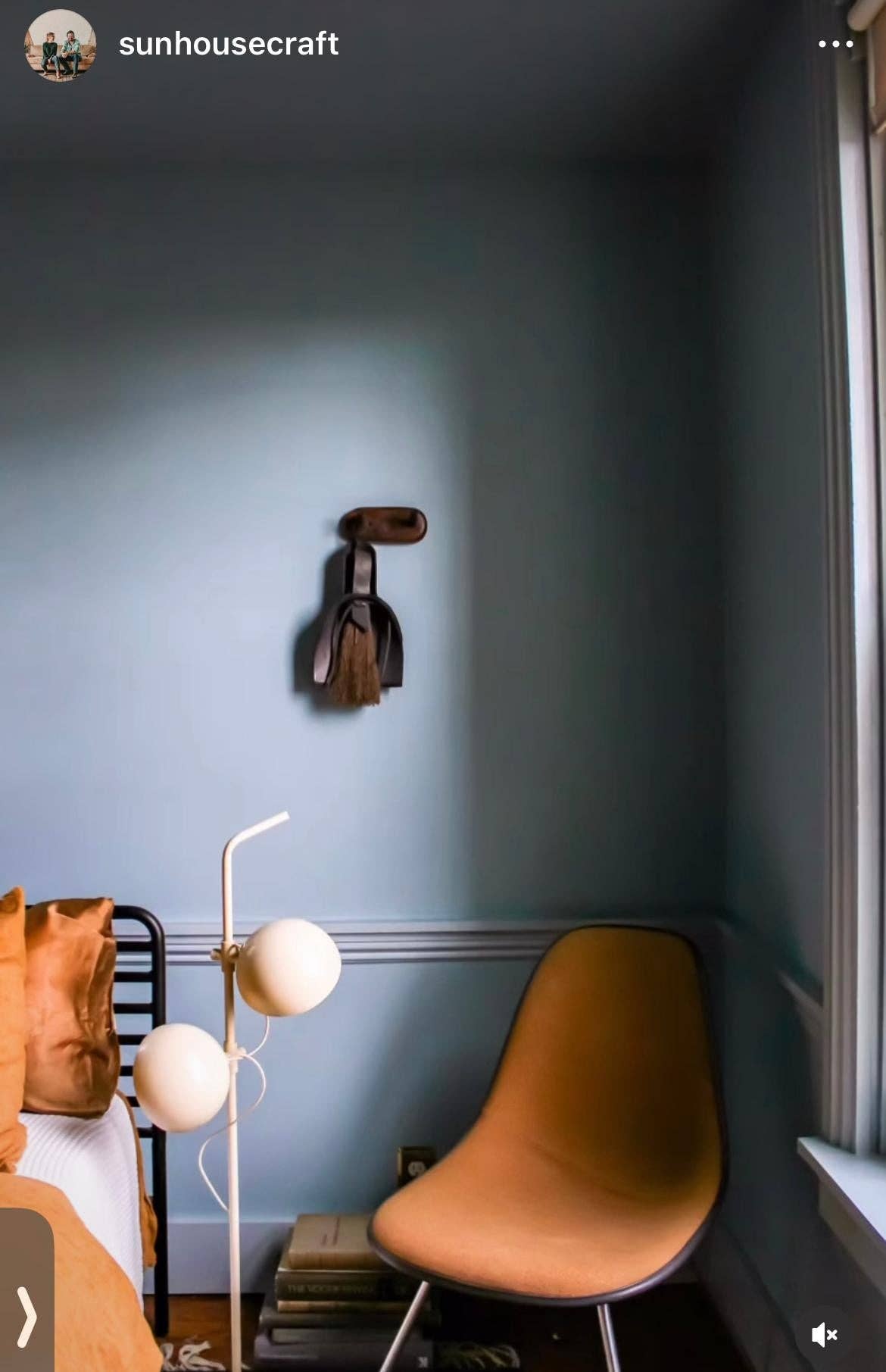 Nesting Broom with Dustpan