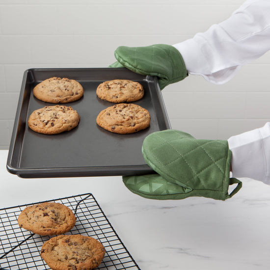 Cotton + Silicone Oven Mitt
