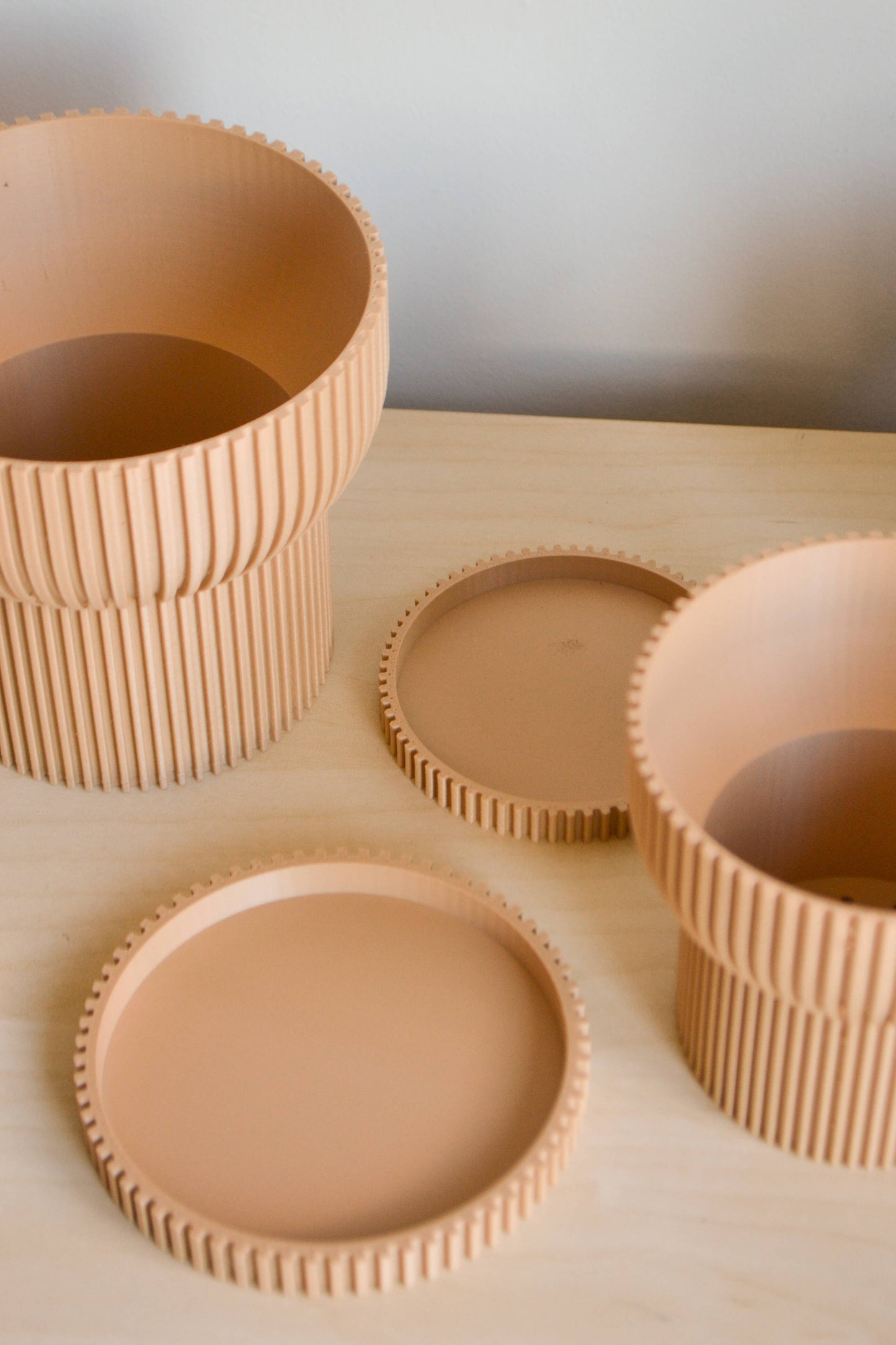 4" Ivory Japandi Planter + Tray
