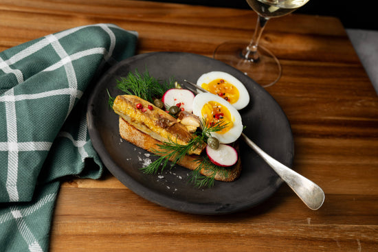 Mackerel Fillets in Thyme + Olive Oil by Miss Can