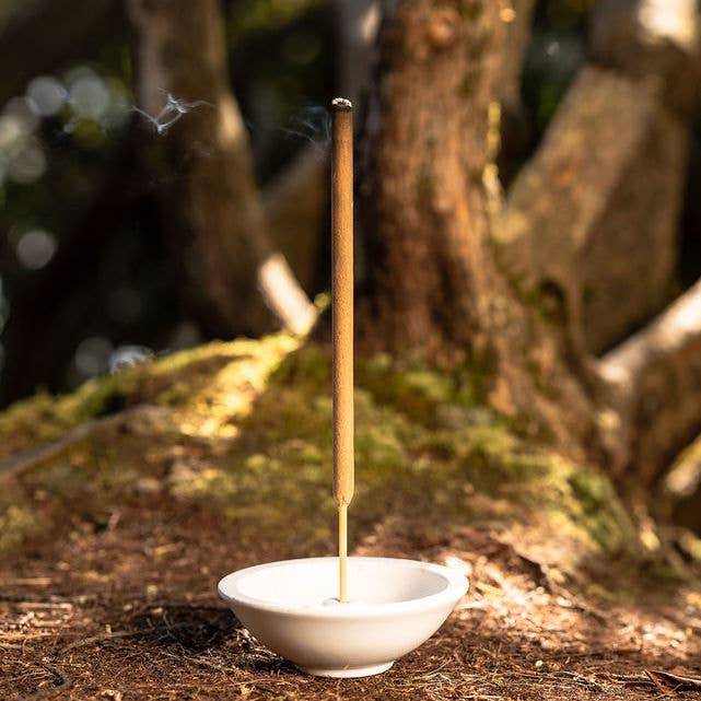Stoneware Outdoor Incense Stick Holder | Cloud White