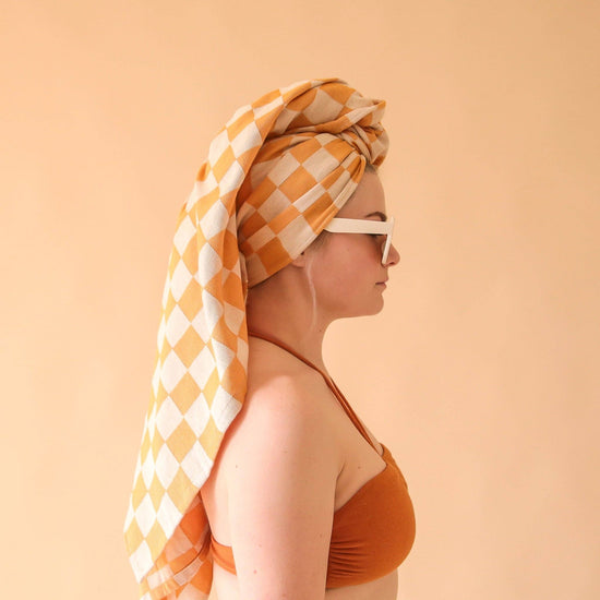 Sand Resistant Beach Towel | Checker