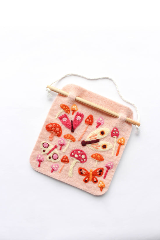 Banner Felting Kit 