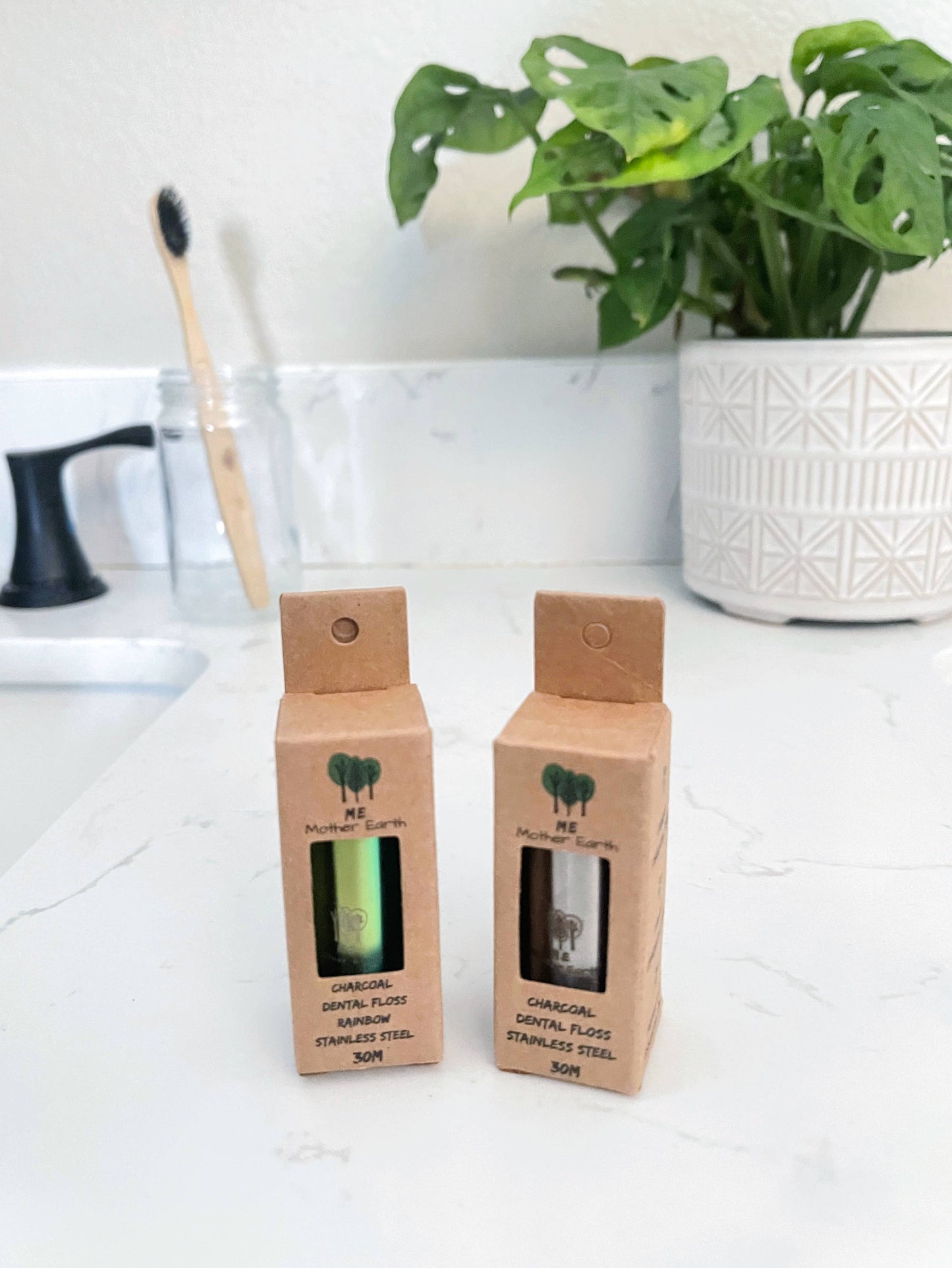 Me Mother Earth - Charcoal Dental Floss with Stainless Steel Container