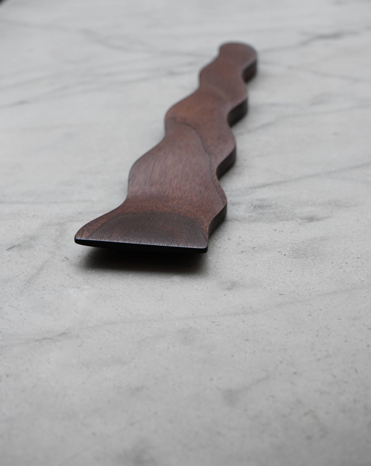 Wavy Spatula | Walnut