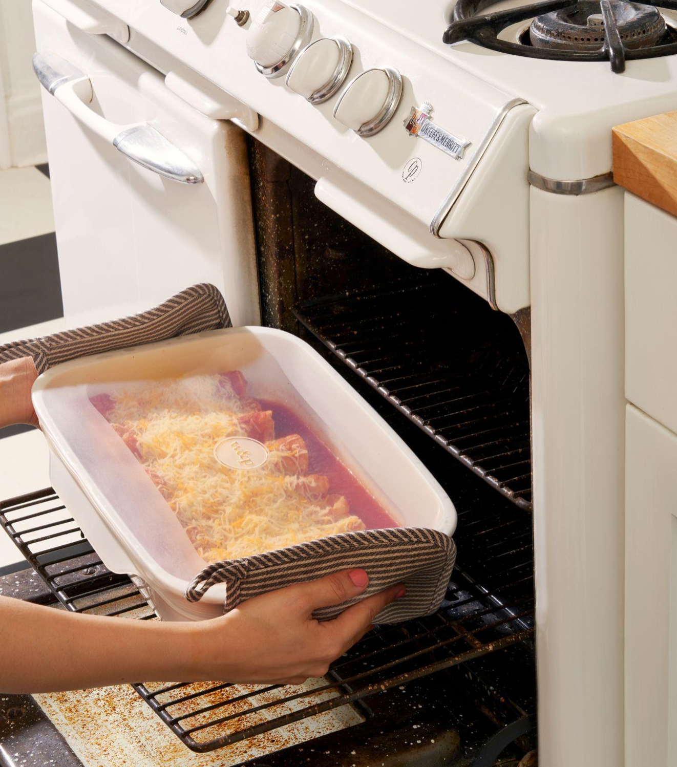 Reusable Silicone Stretch Casserole Baking Lid