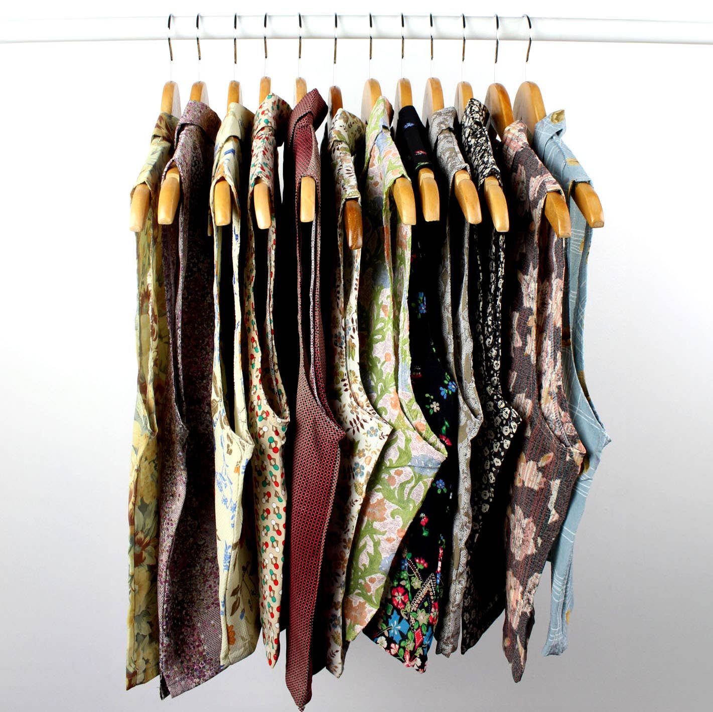 Reworked Vintage Sleeveless Button Up