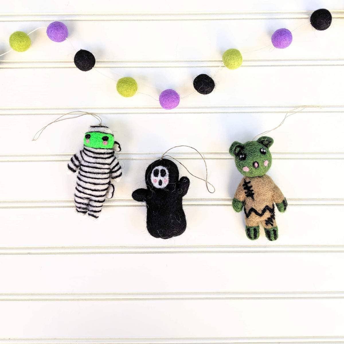 Marvin The Mummy Wool Ornament