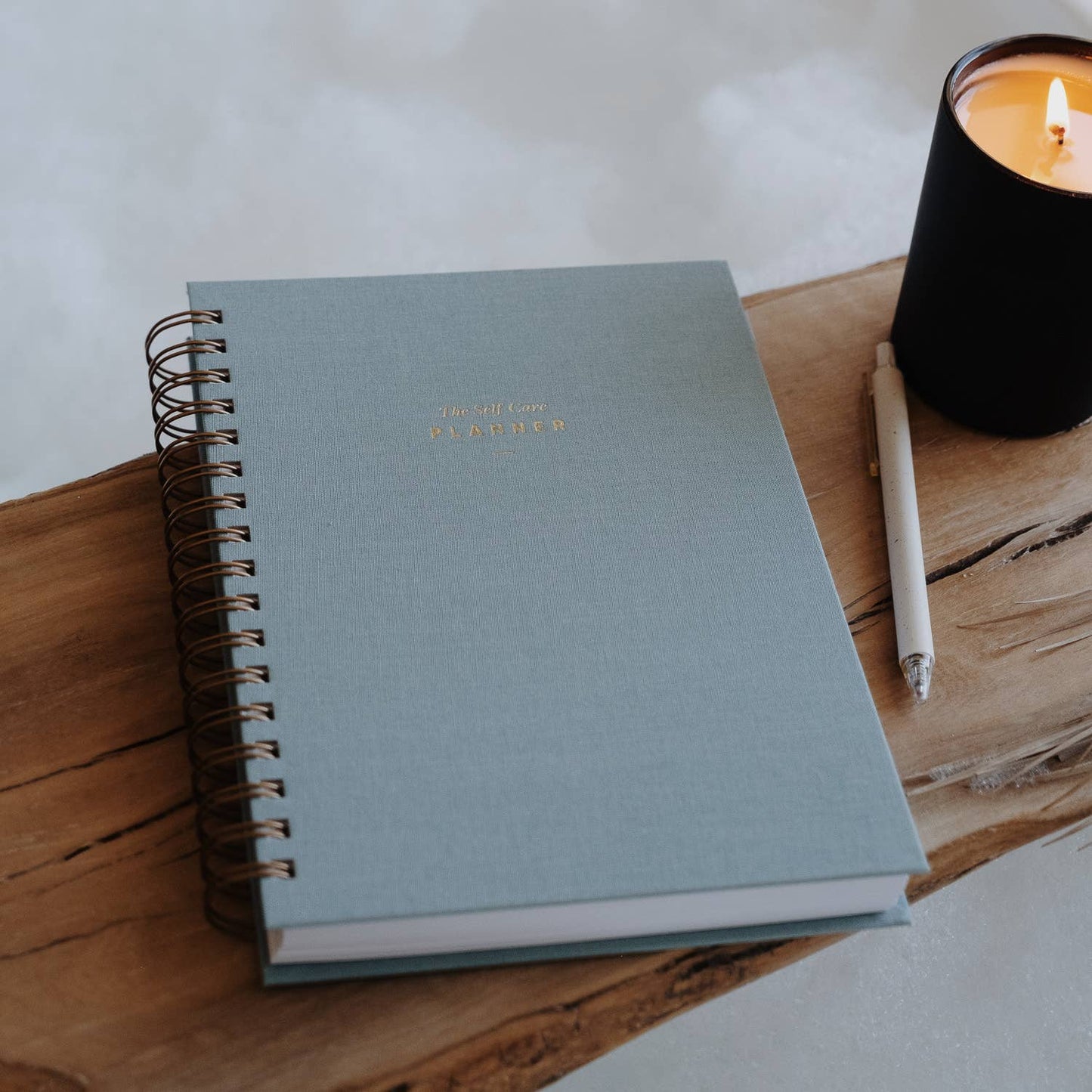 Simple Self - The Self Care Planner Daily Edition: Nutmeg