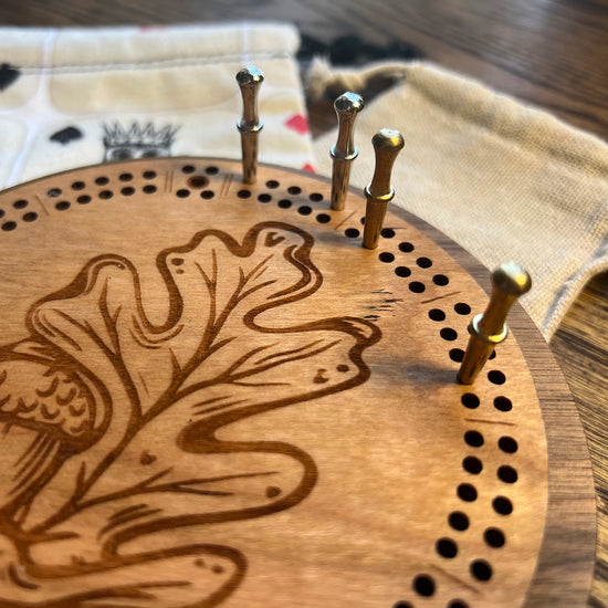 Outdoorsy Cribbage Board with Drawstring Bag
