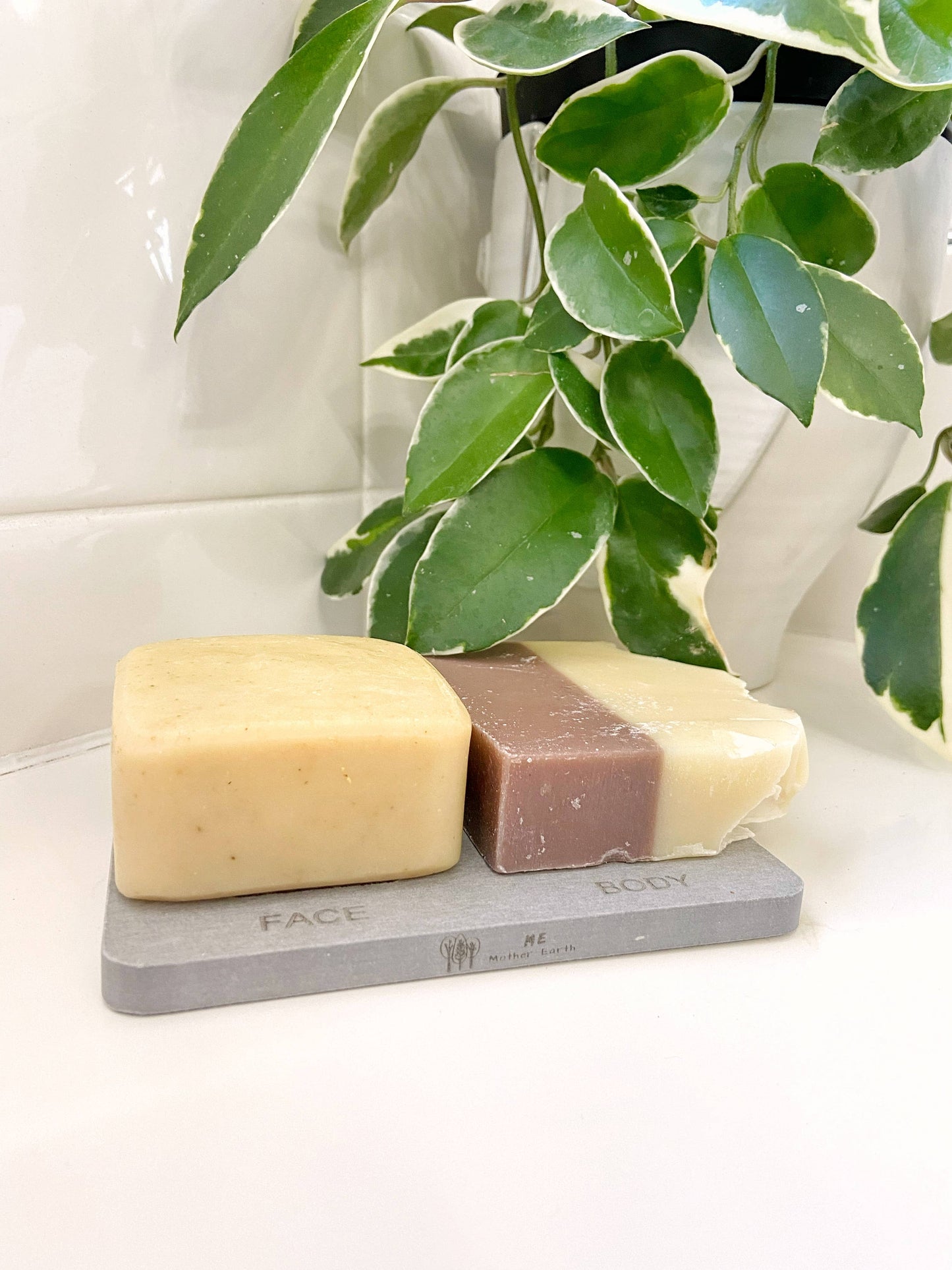 Me Mother Earth - Quick-Dry Diatomite Soap Dish | Soap Lift